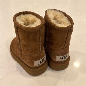 Lightly worn toddler Classic UGG boots